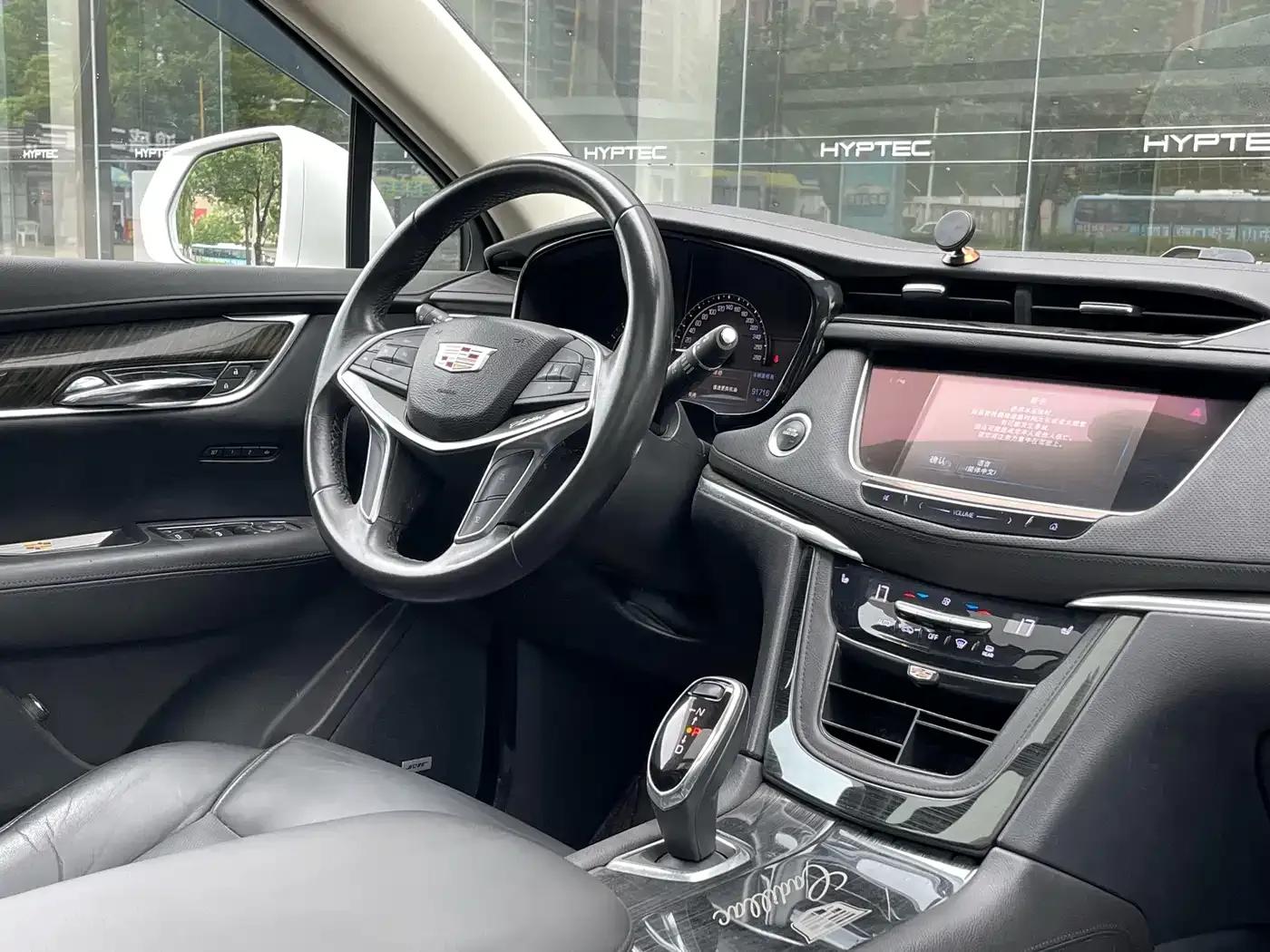 Cadillac XT5 2017 Anniversary Edition 25T Luxury — миниатюра 8