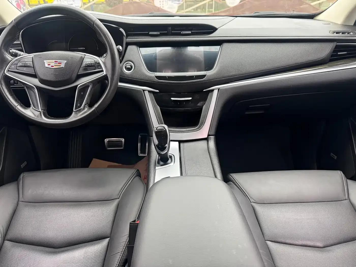 2016 Cadillac XT5 25T Luxury — миниатюра 18