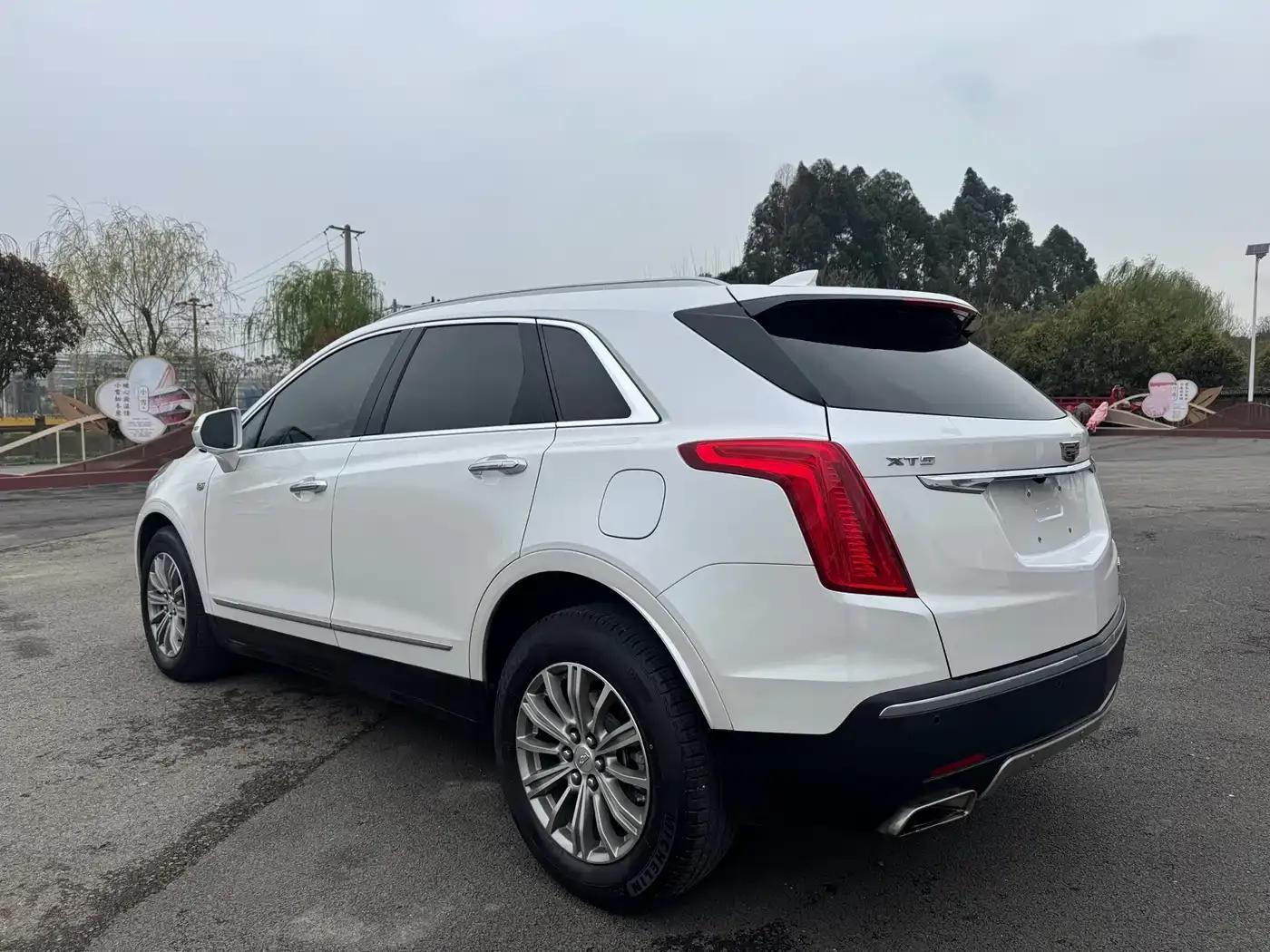 2016 Cadillac XT5 25T Luxury — миниатюра 5