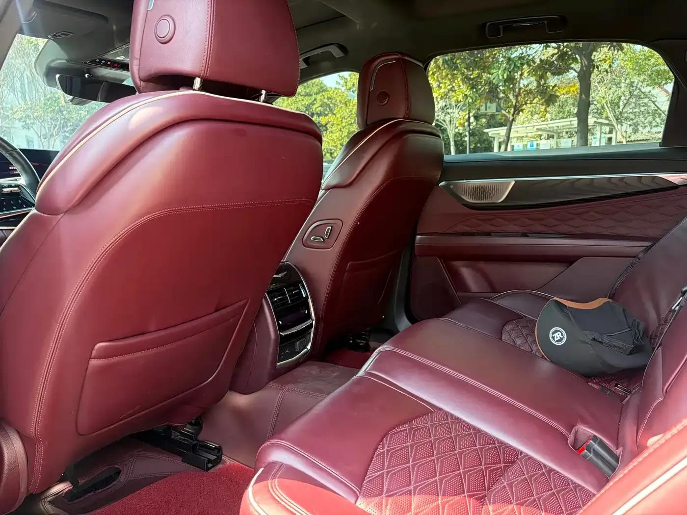 2023 Cadillac CT6 28T Premium — миниатюра 5