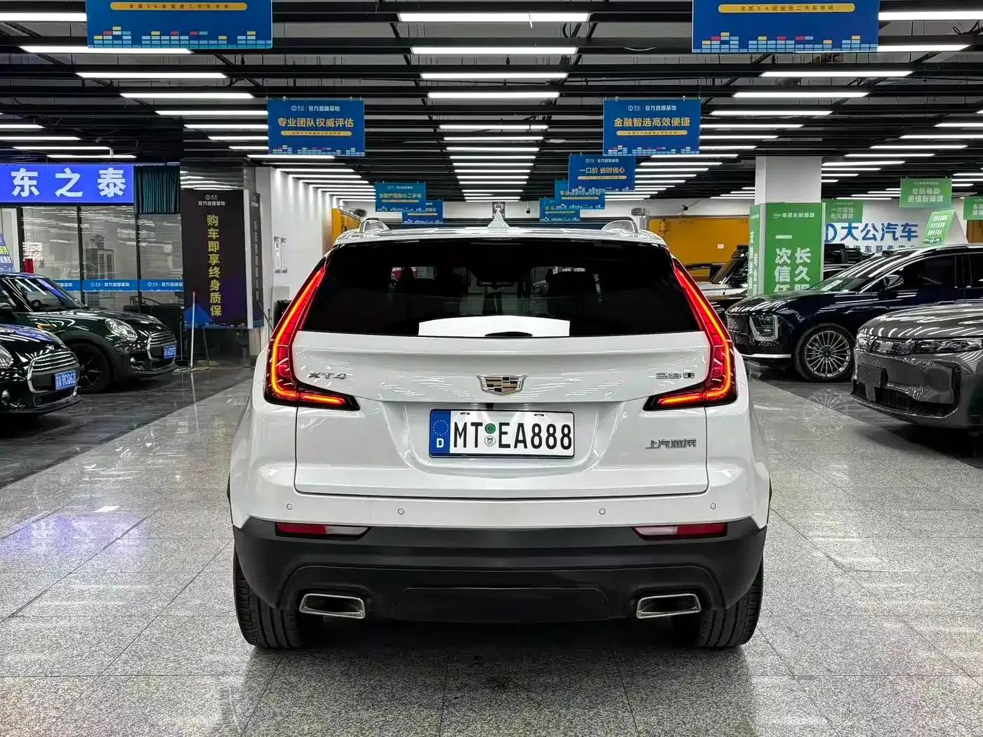 2018 Cadillac XT4 28T Two-Wheel Drive Technical Edition — миниатюра 5