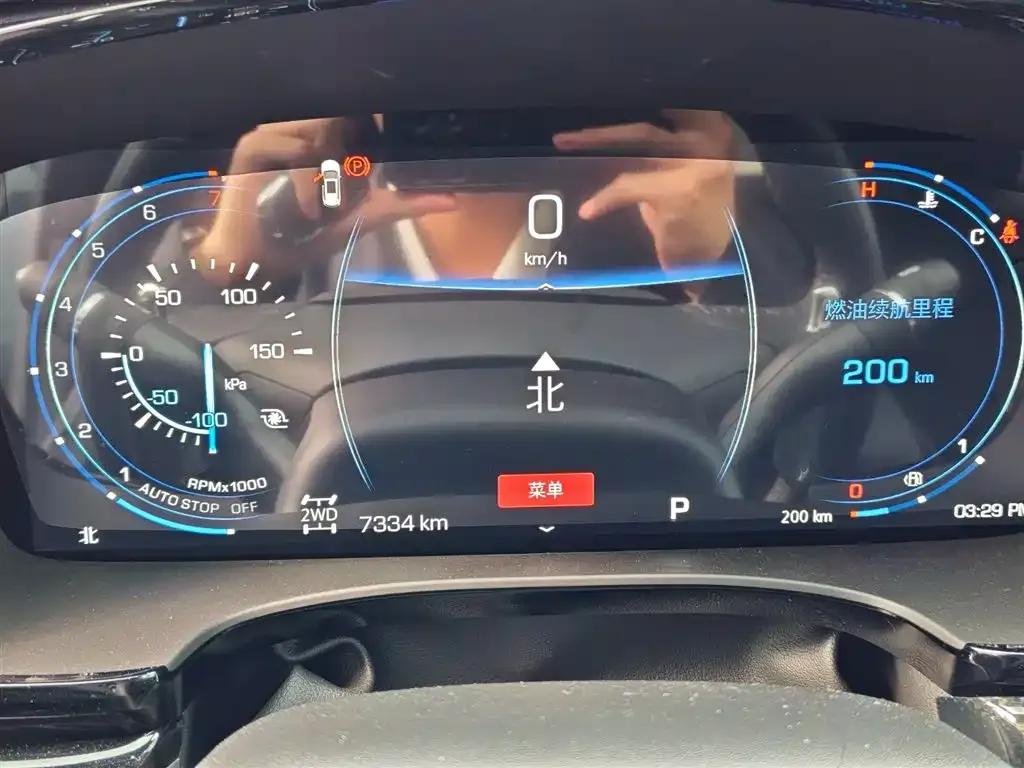 Cadillac XT6 2025 2.0T Six-Seat AWD Premium Executive Black Label Edition — миниатюра 16