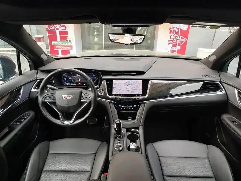 Cadillac XT6 2025 2.0T Six-Seat AWD Premium Executive Black Label Edition — миниатюра 17
