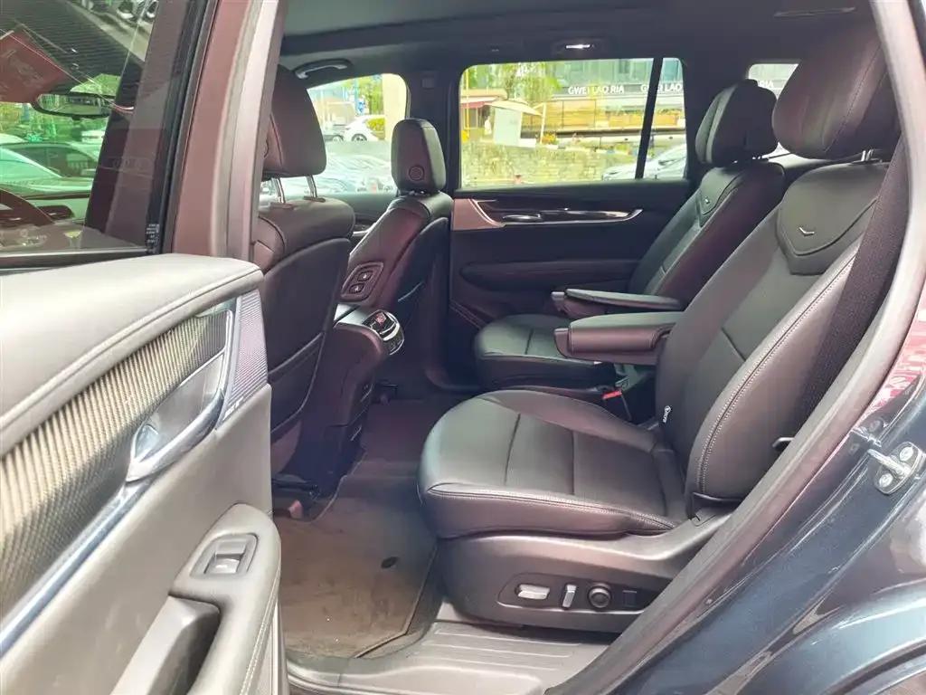 Cadillac XT6 2025 2.0T Six-Seat AWD Premium Executive Black Label Edition — миниатюра 18