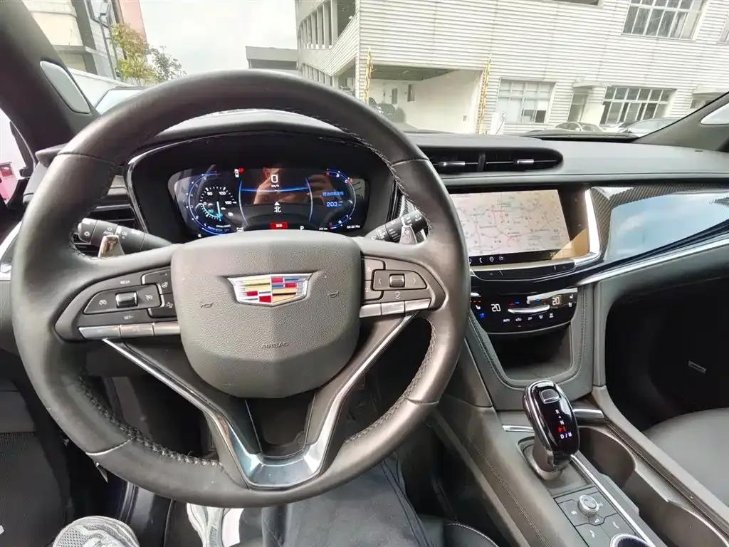Cadillac XT6 2025 2.0T Six-Seat AWD Premium Executive Black Label Edition — миниатюра 7