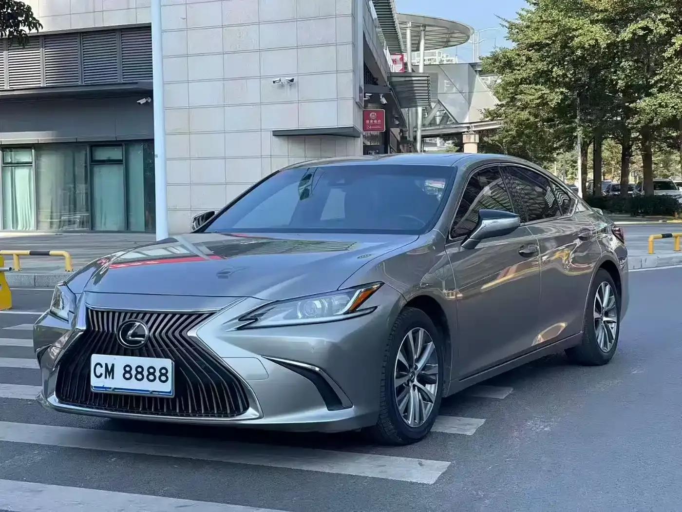 Lexus ES 2018 200 Premium Edition (China V emission standard) — миниатюра 1
