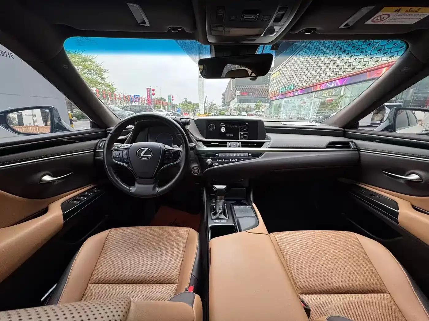 Lexus ES 2020 200 Excellence Edition — миниатюра 6