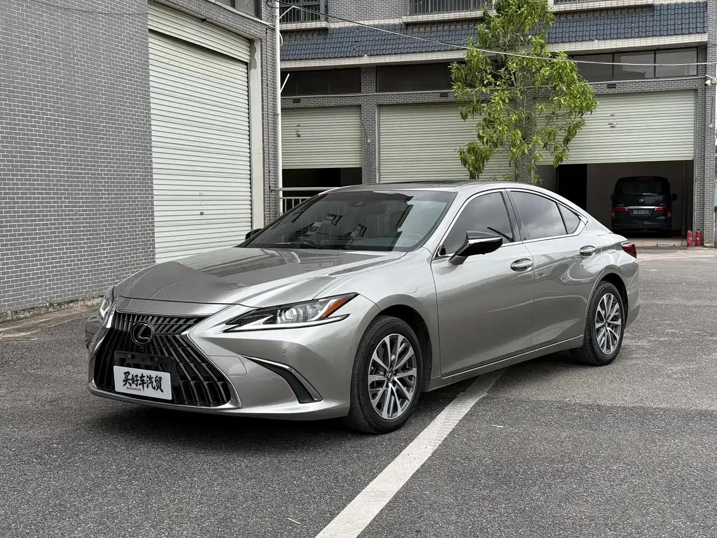 Lexus ES 2021 260 Premium Edition — миниатюра 1
