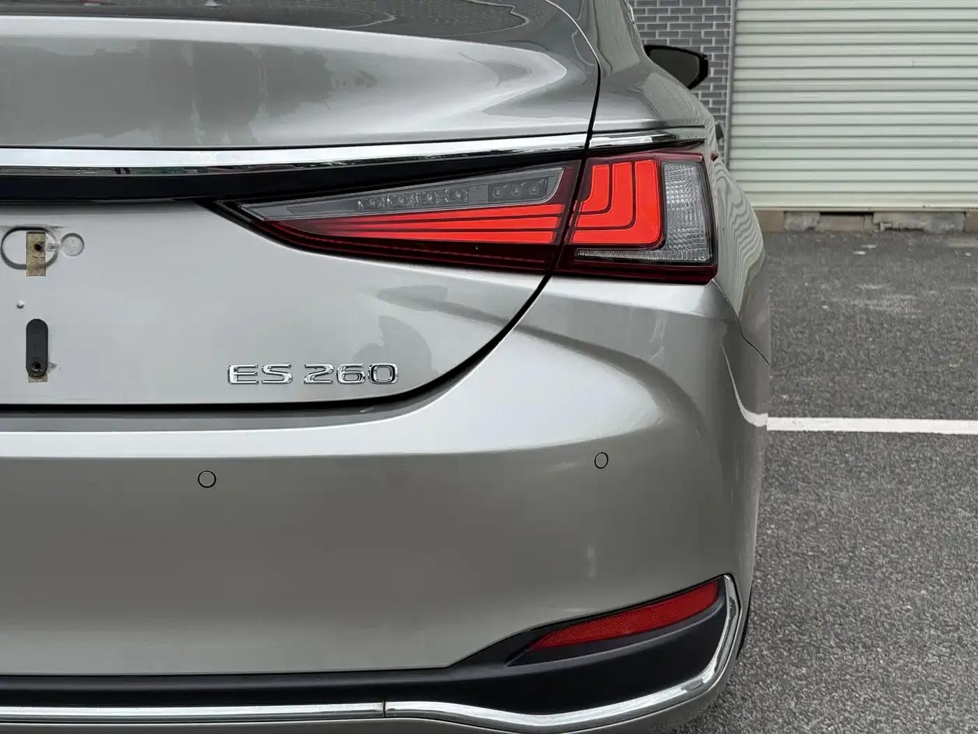 Lexus ES 2021 260 Premium Edition — миниатюра 19