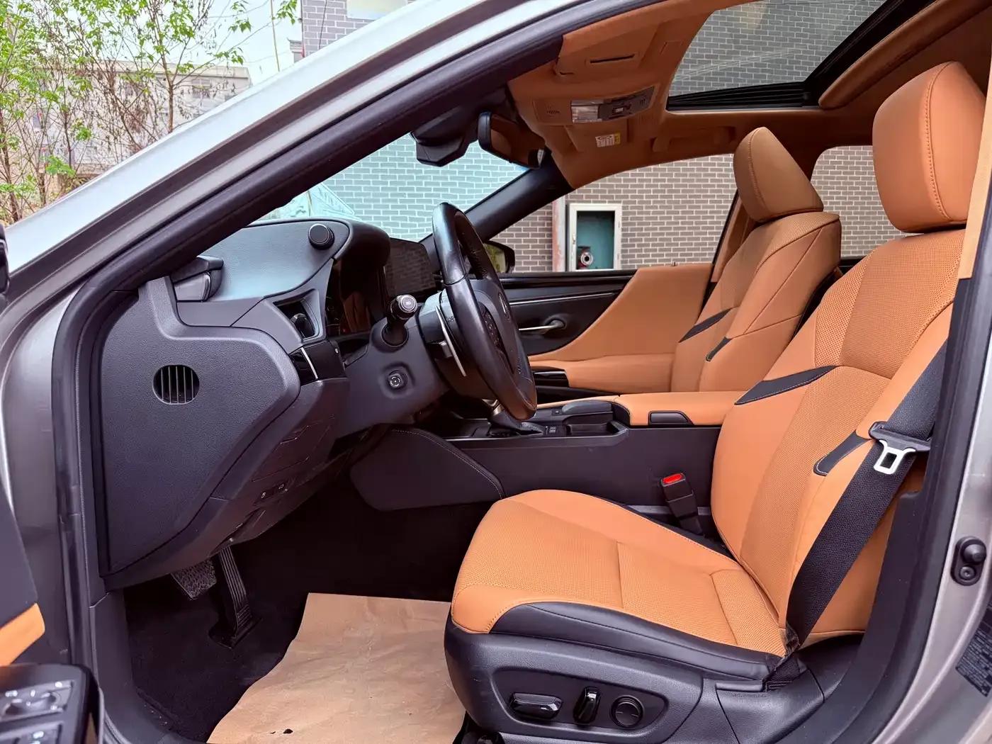 Lexus ES 2021 260 Premium Edition — миниатюра 3
