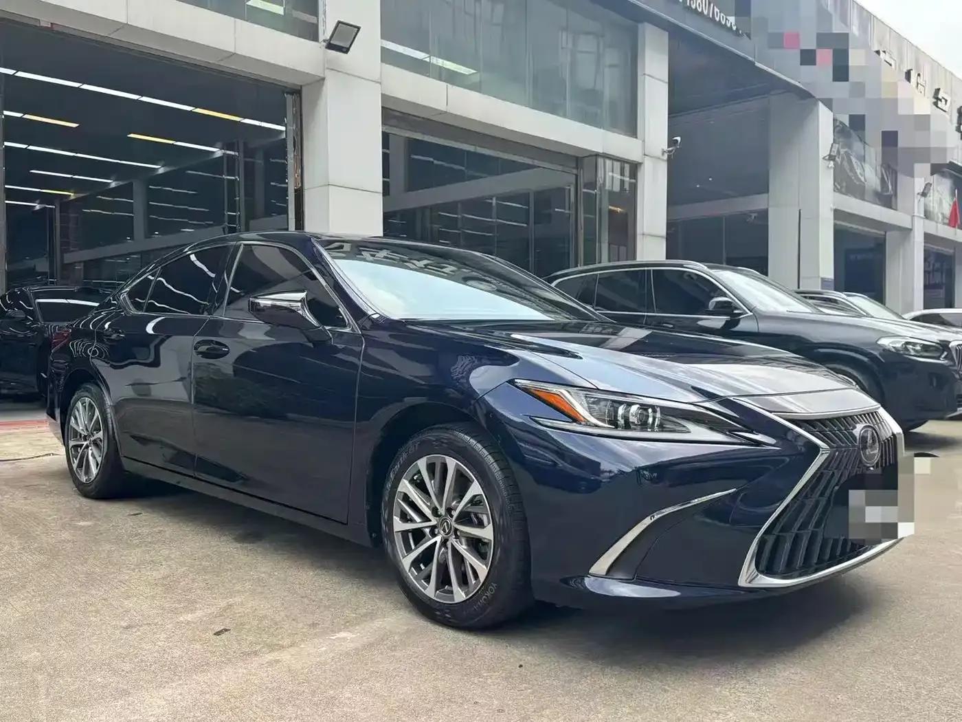 Lexus ES 2021 Model 200 Premium Edition — миниатюра 3