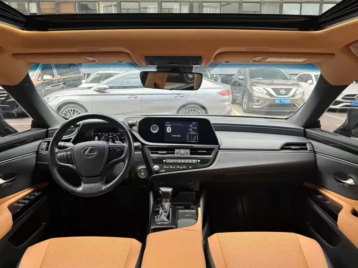 Lexus ES 2021 Model 200 Premium Edition — миниатюра 6