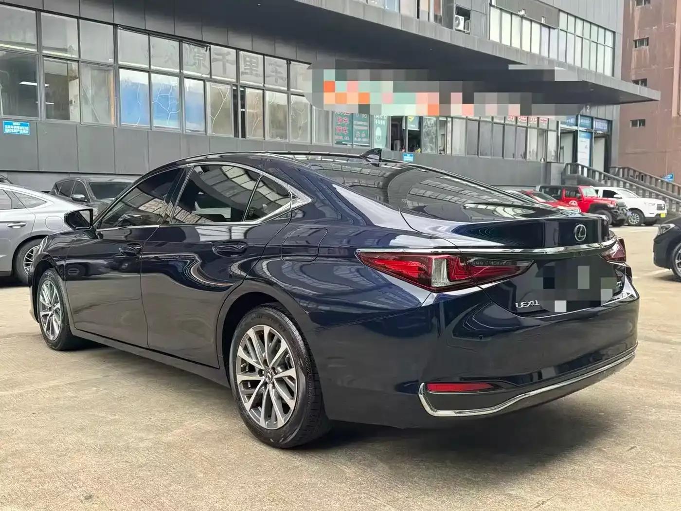 Lexus ES 2021 Model 200 Premium Edition — миниатюра 9