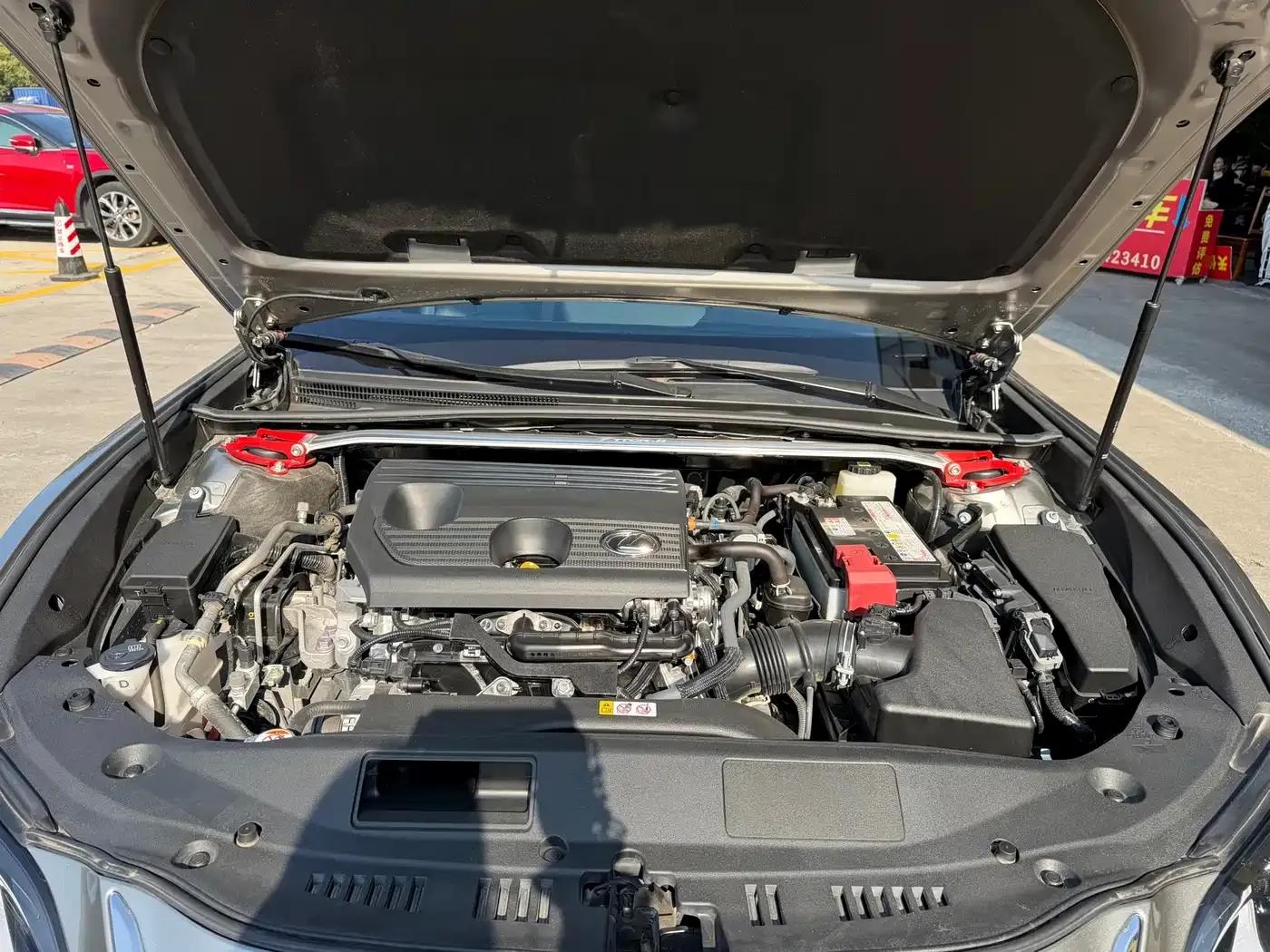 Lexus ES 2023 200 Premium Edition — миниатюра 9