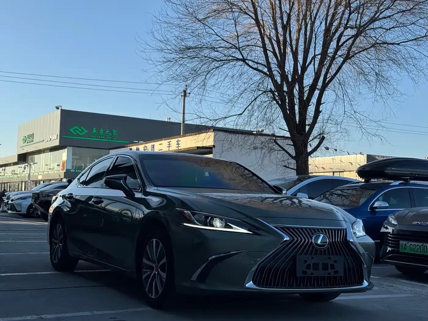 Lexus ES 2020 200 Excellence Edition — миниатюра 3