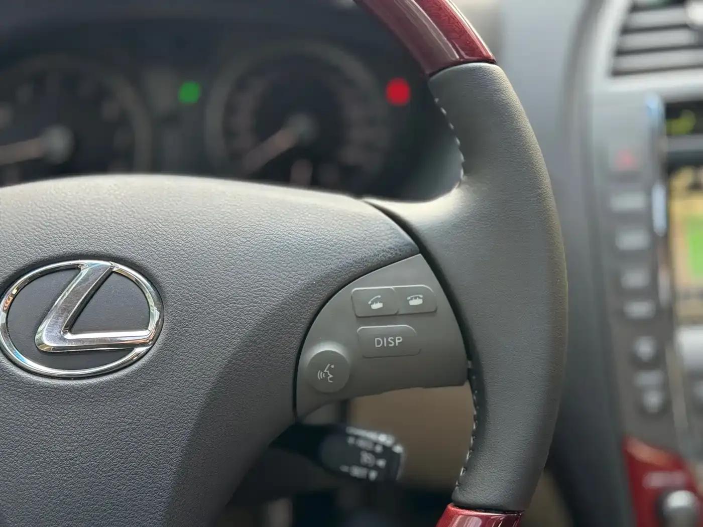 Lexus ES 2010 350 Luxury Edition — миниатюра 31