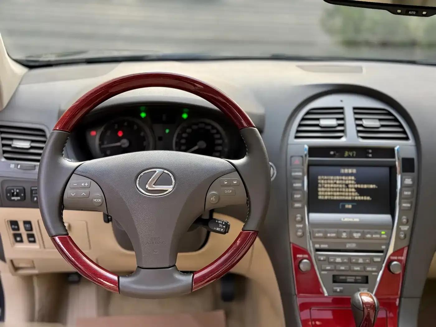 Lexus ES 2010 350 Luxury Edition — миниатюра 33