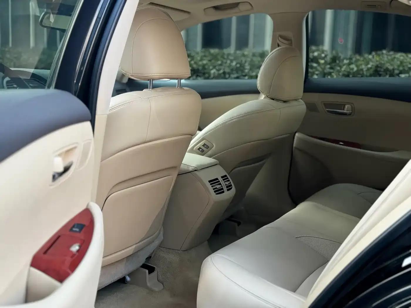 Lexus ES 2010 350 Luxury Edition — миниатюра 10