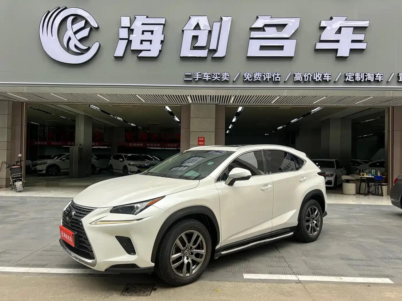 Lexus NX 2017 300 AWD Sport Edition — миниатюра 1