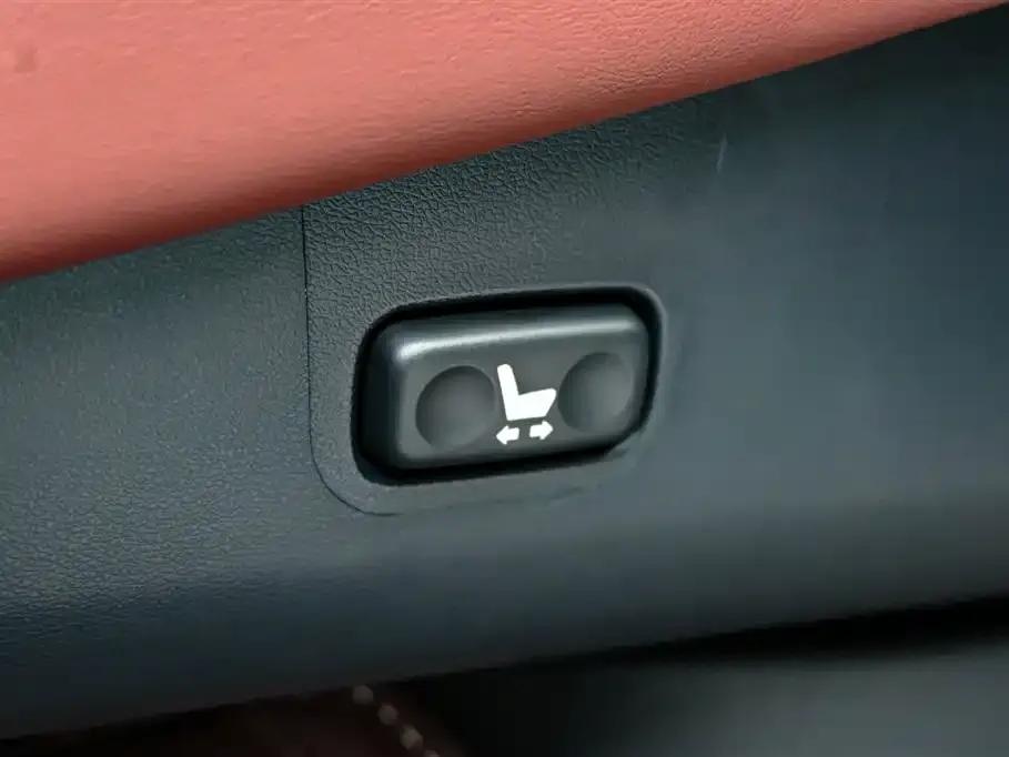 2018 Lexus LX 570 Middle East Edition — миниатюра 27