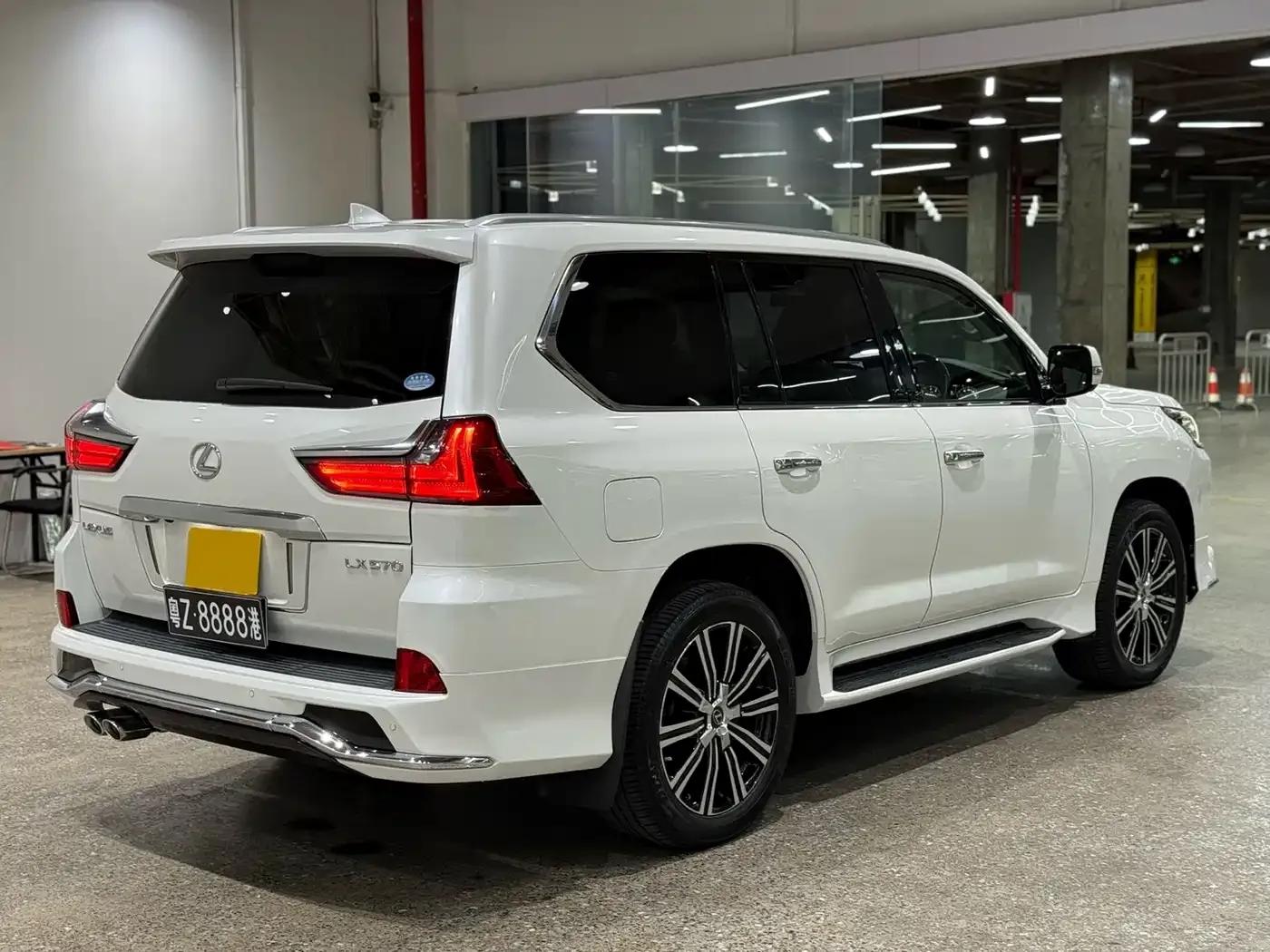 Lexus LX 2019 570 — миниатюра 6
