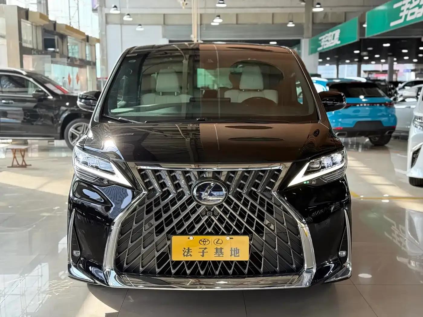 Lexus LM 2020 300h 7-Seat Elegant Edition — миниатюра 2