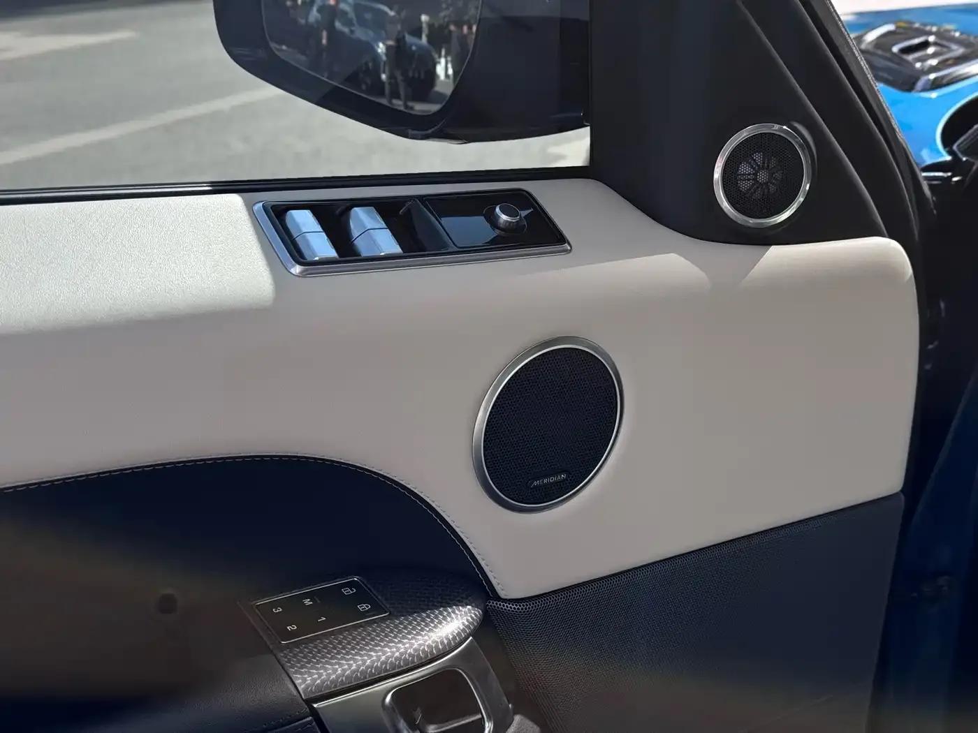 Range Rover Sport 2022 3.0 L6 Midnight Blue Edition — миниатюра 7