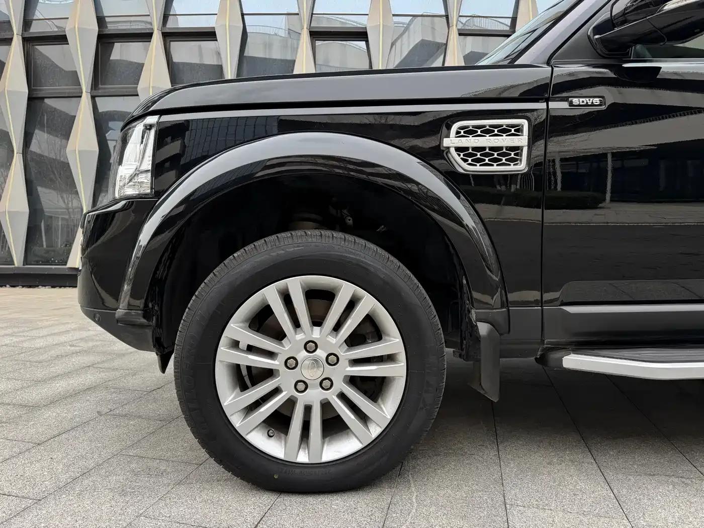 Discovery 2015 3.0 SDV6 HSE Diesel — миниатюра 4