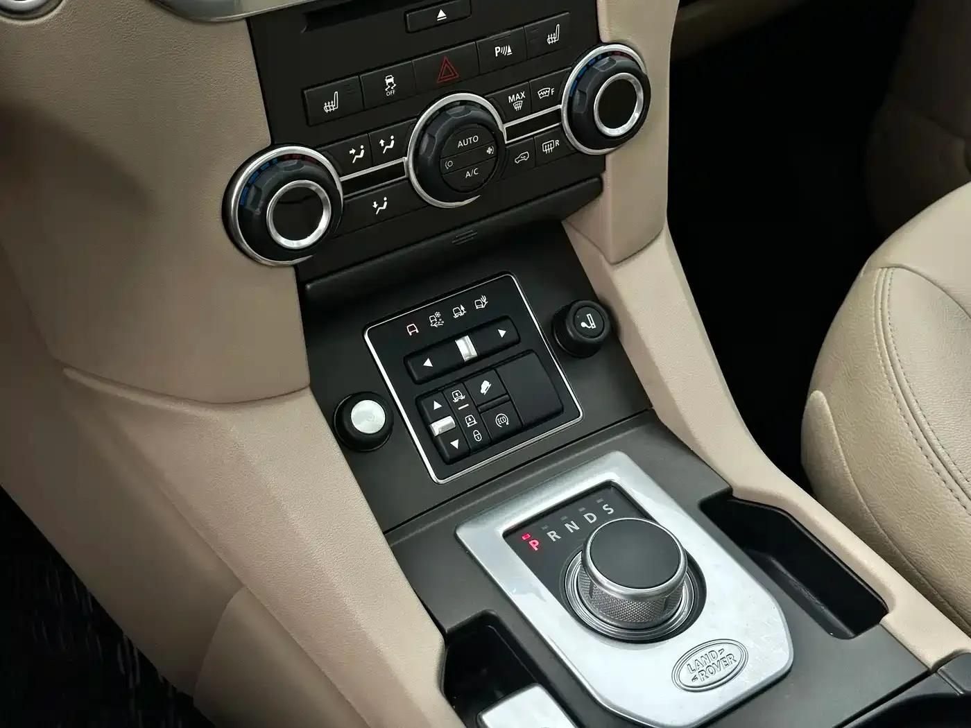Discover 2016 3.0 SC V6 HSE Luxury — миниатюра 21