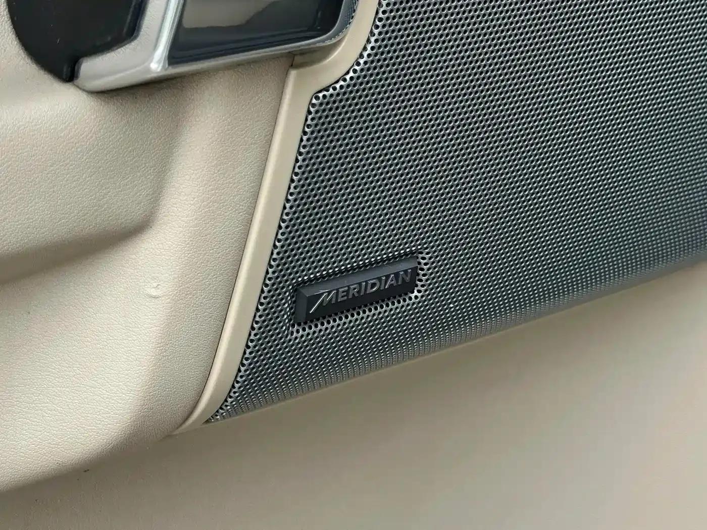 Discover 2016 3.0 SC V6 HSE Luxury — миниатюра 9