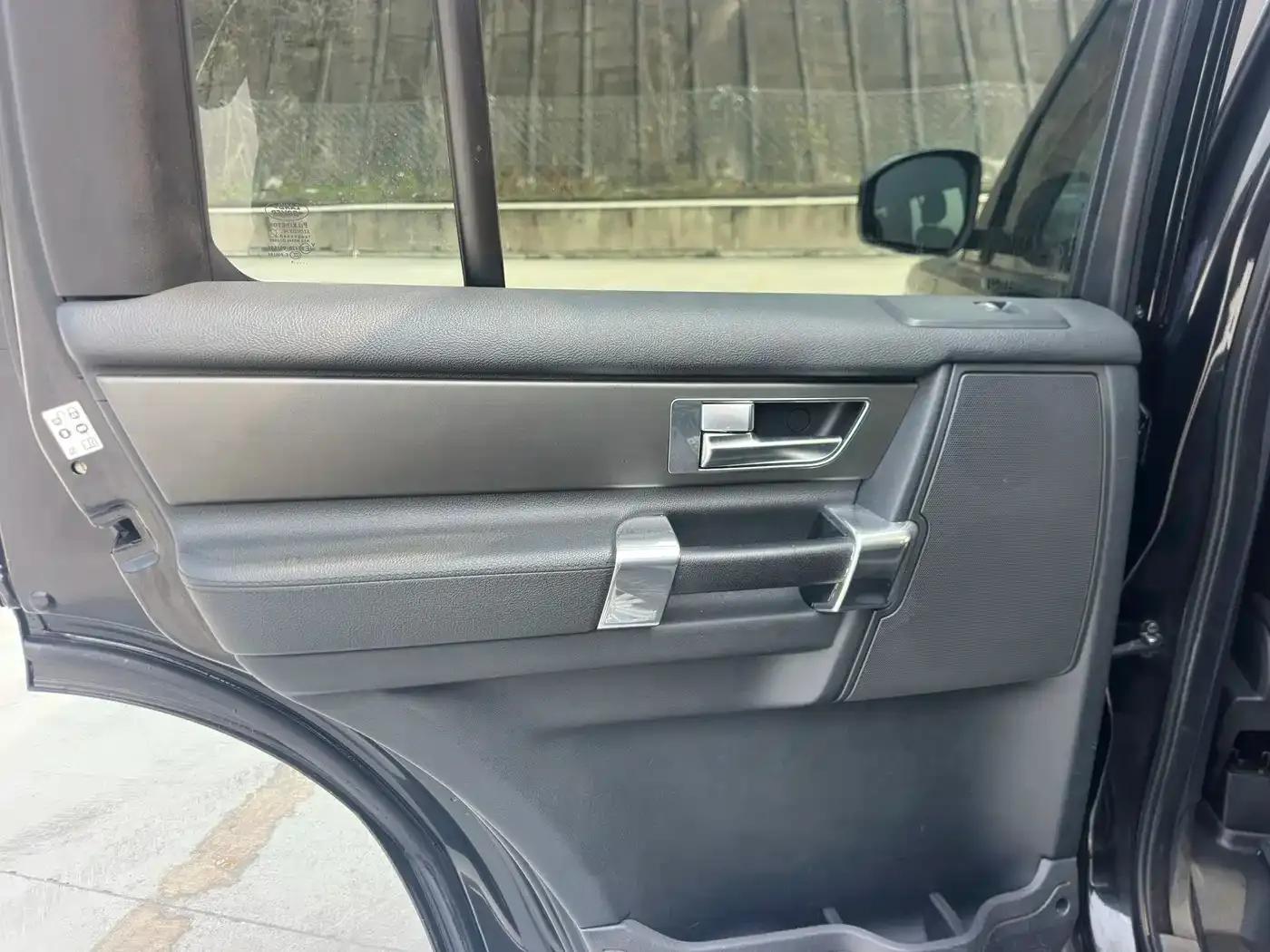 Discovery 2014 3.0 SDV6 HSE Diesel — миниатюра 12