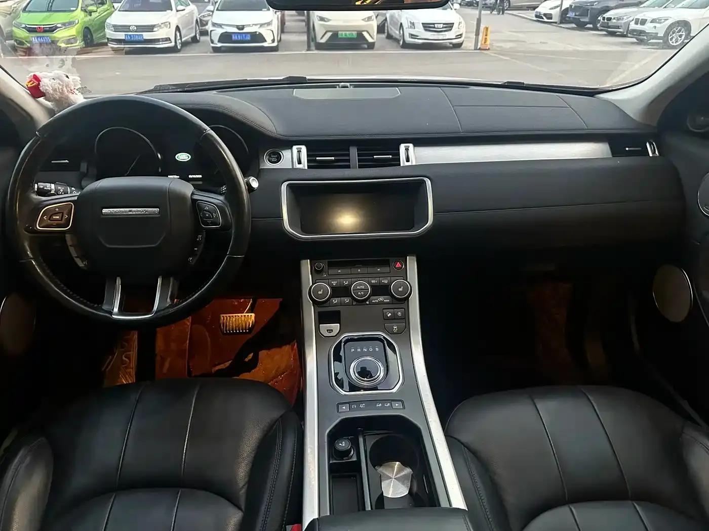 Range Rover Evoque 2018 240PS SE Smart Edition — миниатюра 6