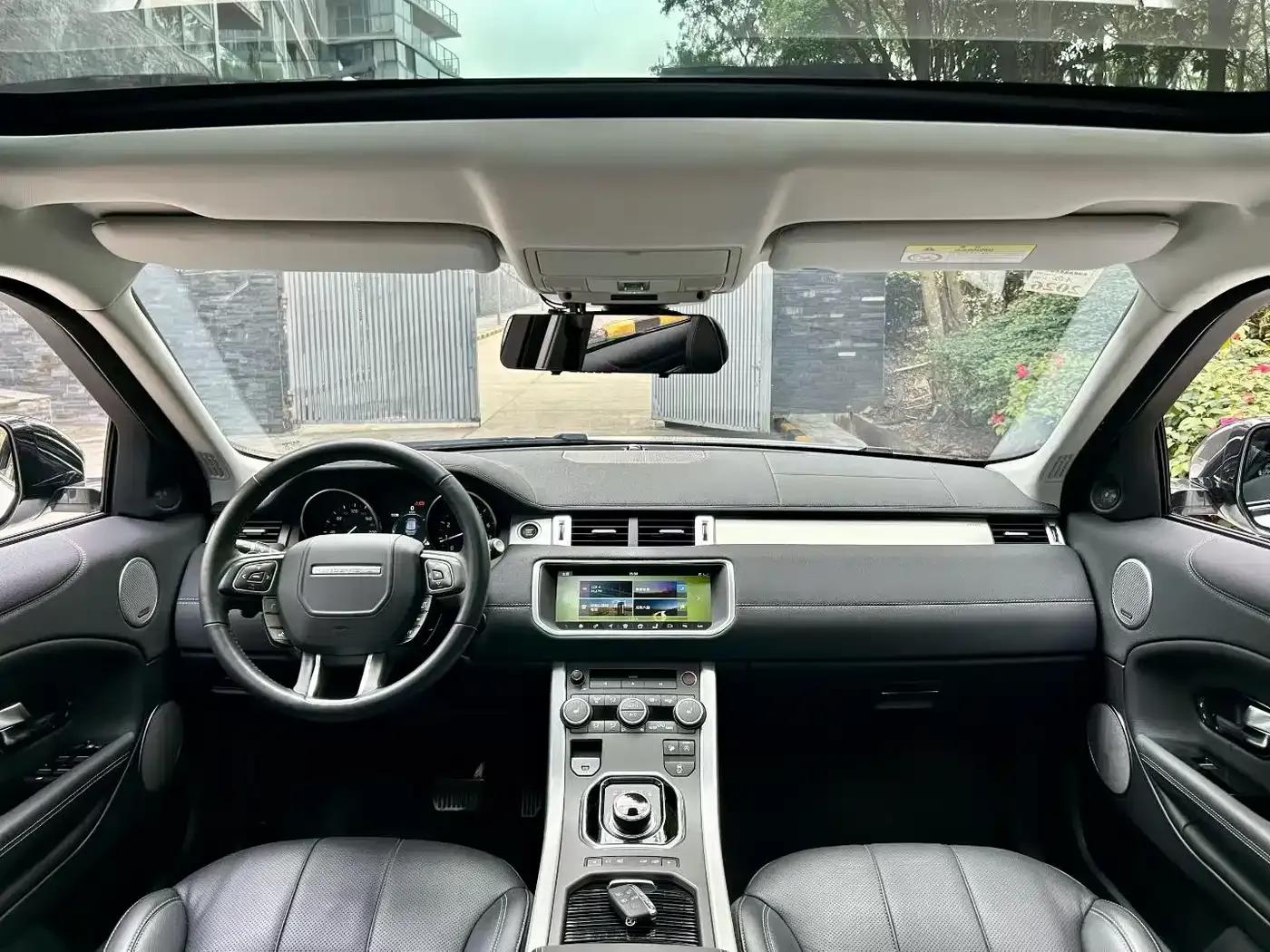 Range Rover Evoque 2018 240PS SE Dynamic Smart Edition — миниатюра 5