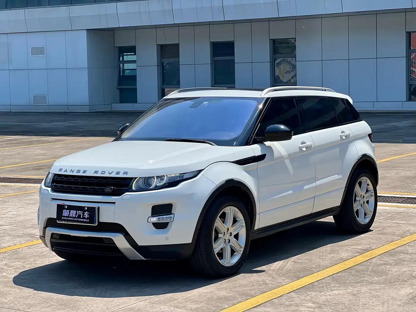 Range Rover Evoque 2015 2.0T 5-Door Dynamic Edition — миниатюра 1