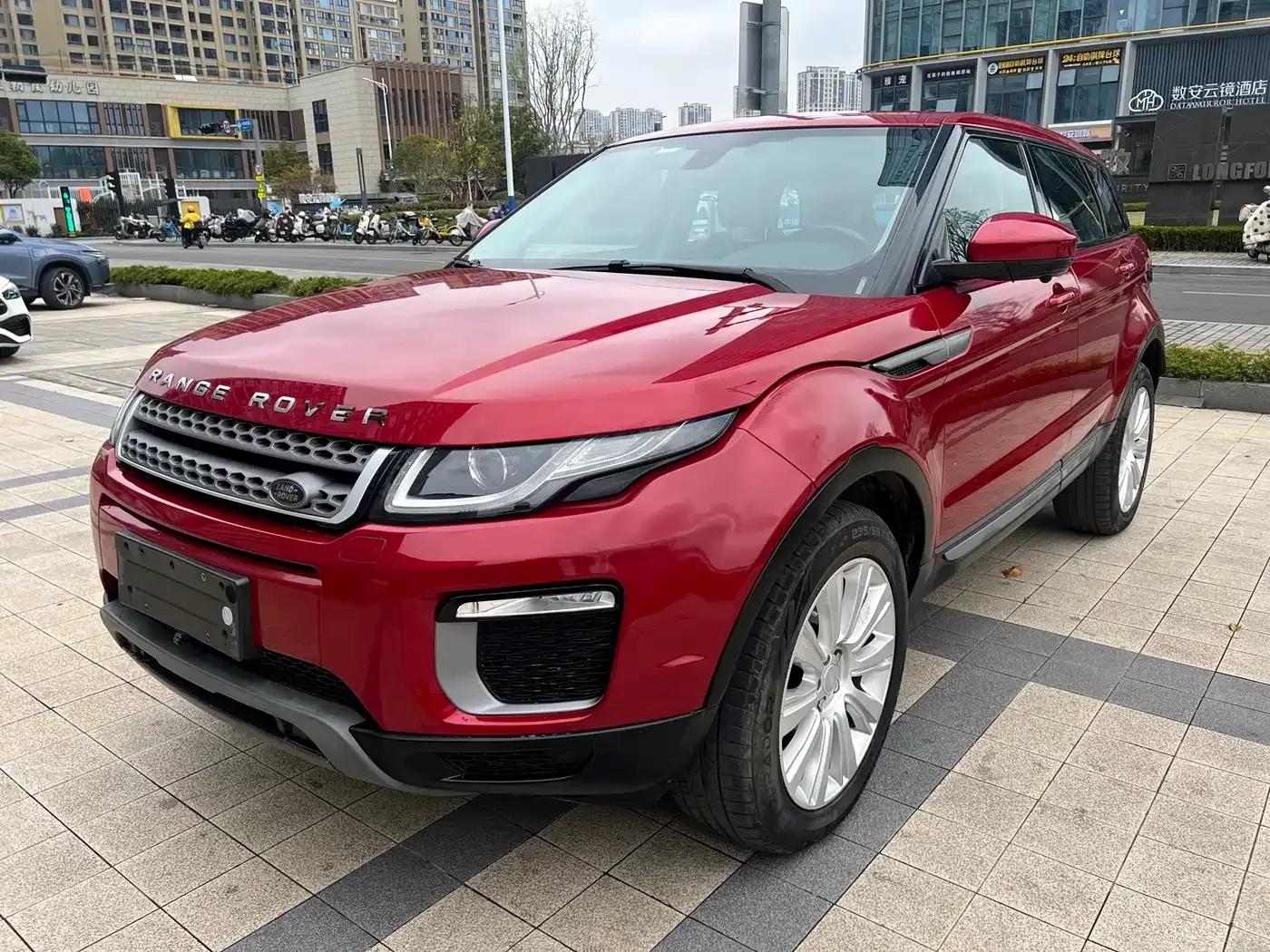 Range Rover Evoque 2017 2.0T SE Smart Edition — миниатюра 1