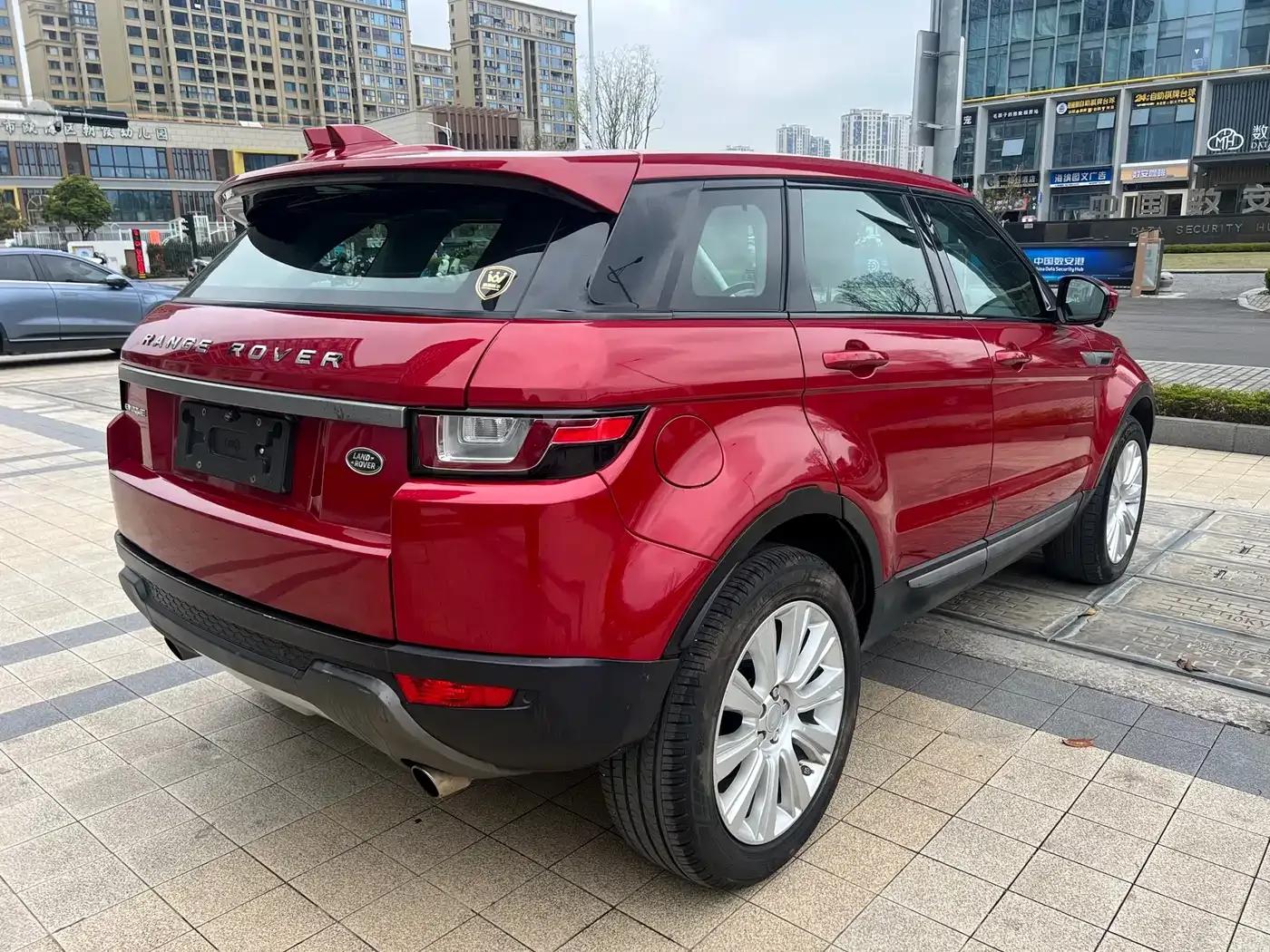 Range Rover Evoque 2017 2.0T SE Smart Edition — миниатюра 17