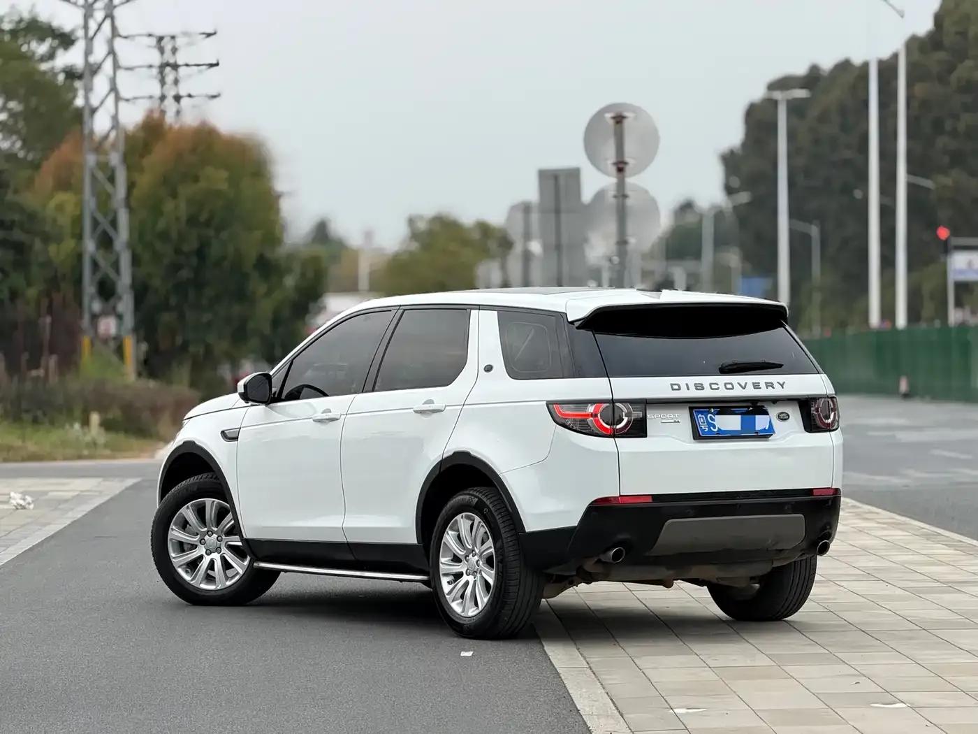 Discovery Sport 2017 2.0T SE — миниатюра 2