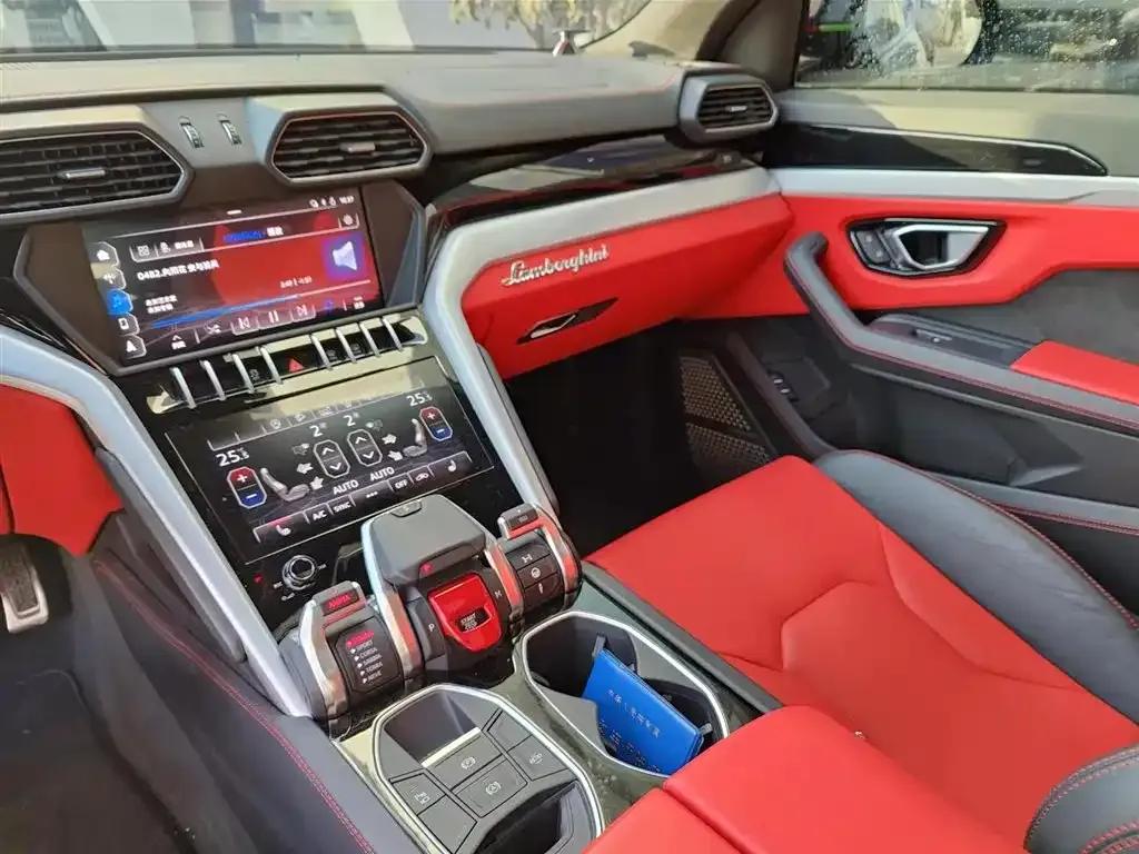 2018 Urus 4.0T V8 — миниатюра 5
