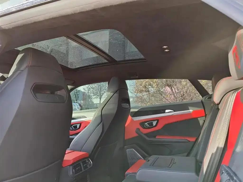 2018 Urus 4.0T V8 — миниатюра 8