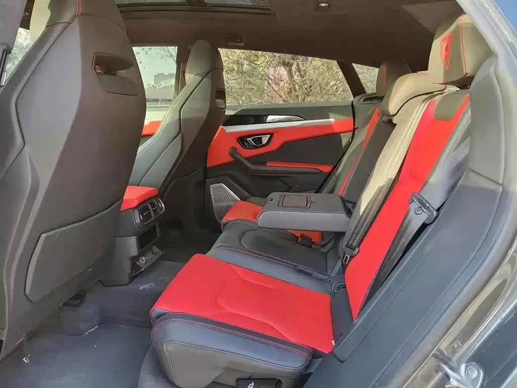 2018 Urus 4.0T V8 — миниатюра 9