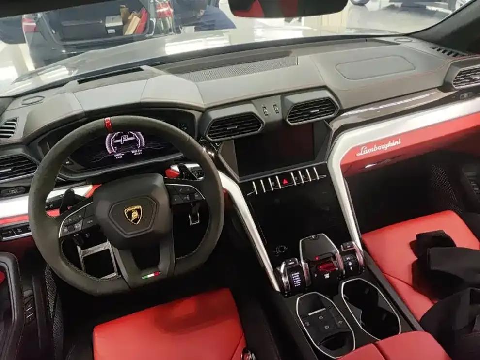 2018 Urus 4.0T V8 — миниатюра 10