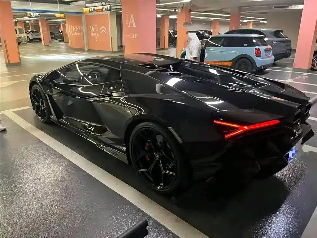 Revuelto 2023 6.5L PHEV Standard Edition — миниатюра 2