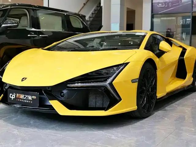 Revuelto 2023 6.5L PHEV Standard Edition