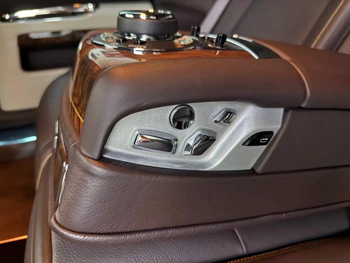2015 Ghost Series II Extended Wheelbase — миниатюра 17