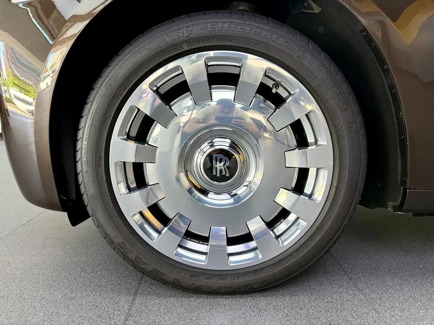 2015 Ghost Series II Extended Wheelbase — миниатюра 24