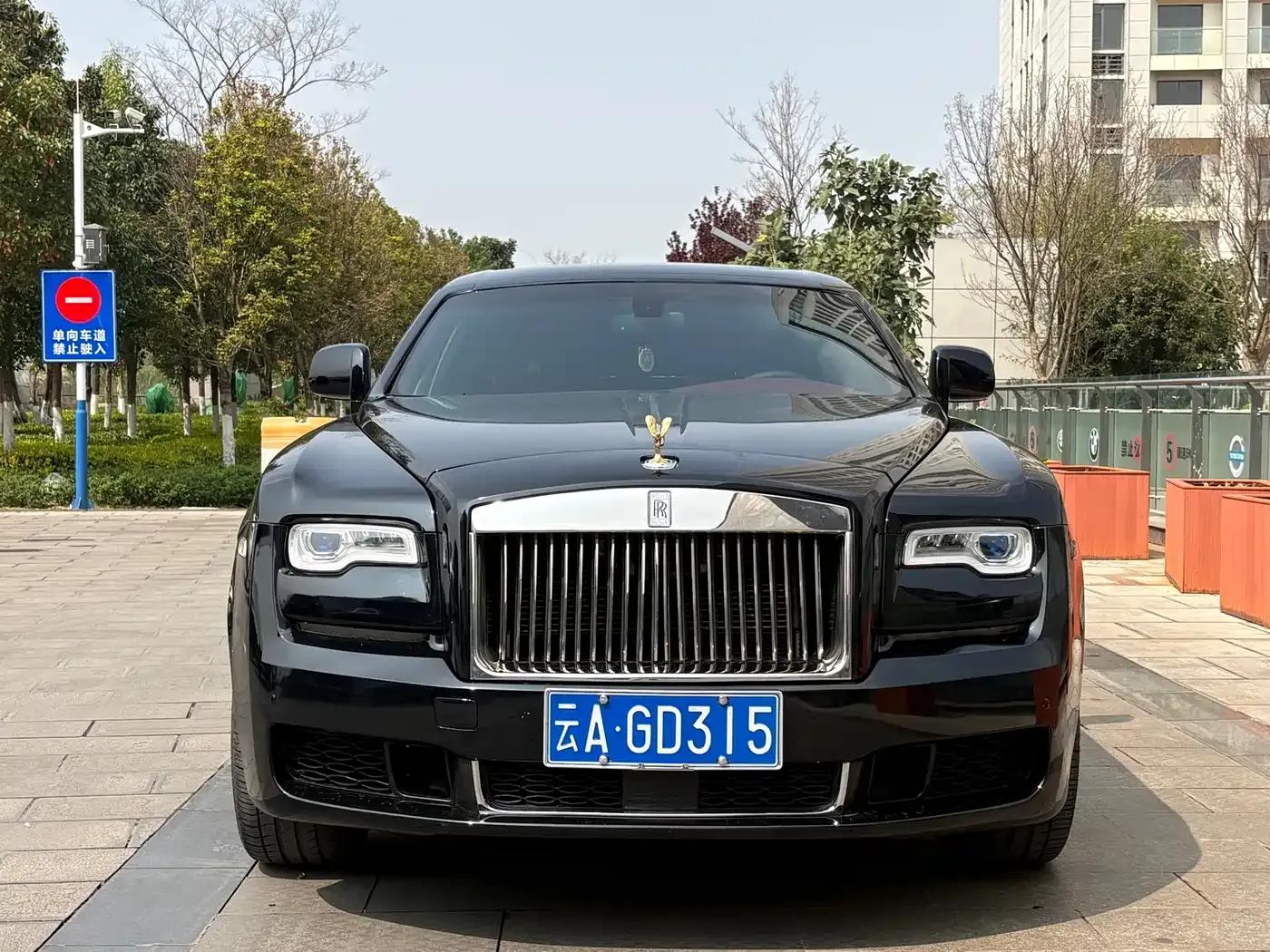 2010 Ghost 6.6T Standard Edition — миниатюра 2