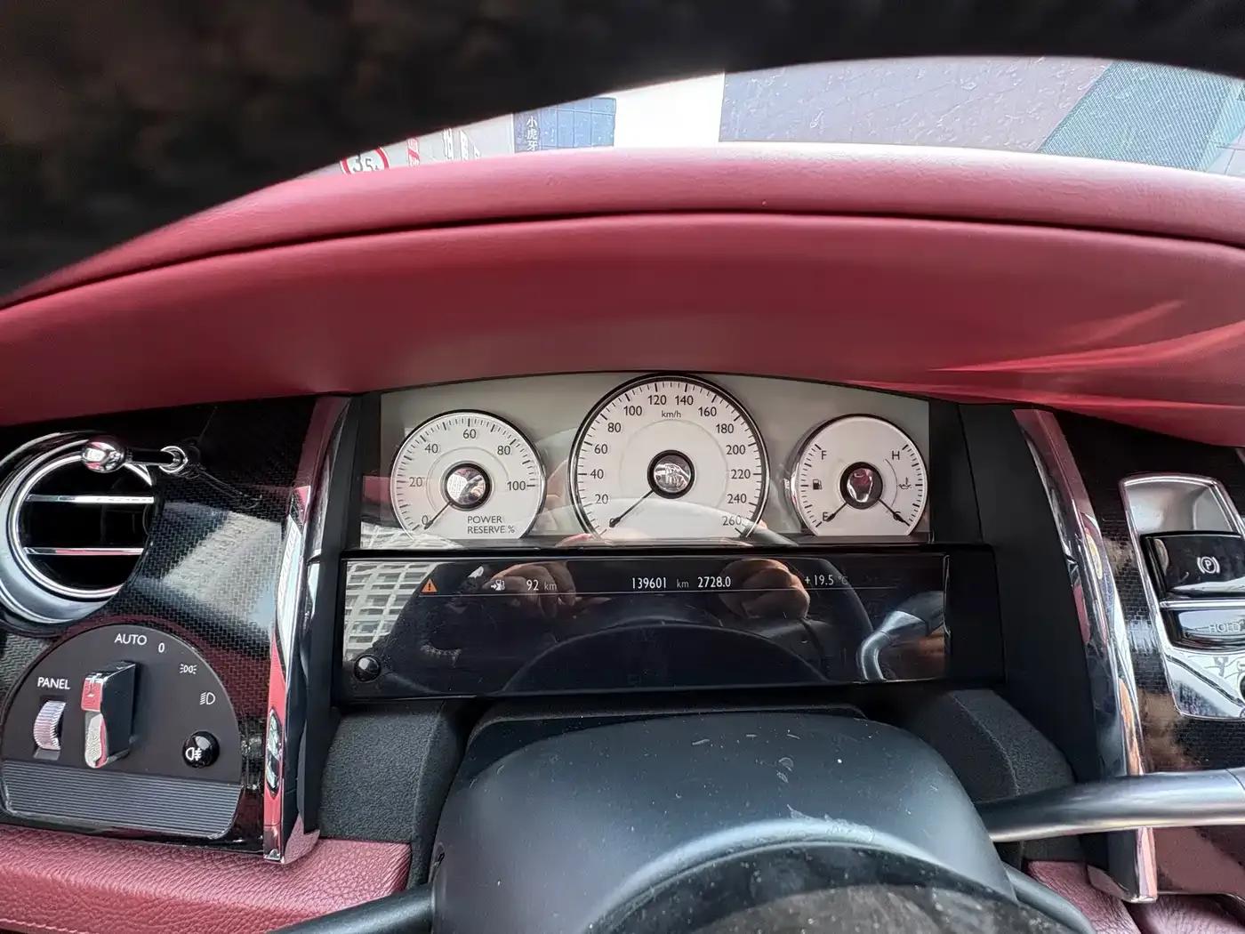 2010 Ghost 6.6T Standard Edition — миниатюра 11