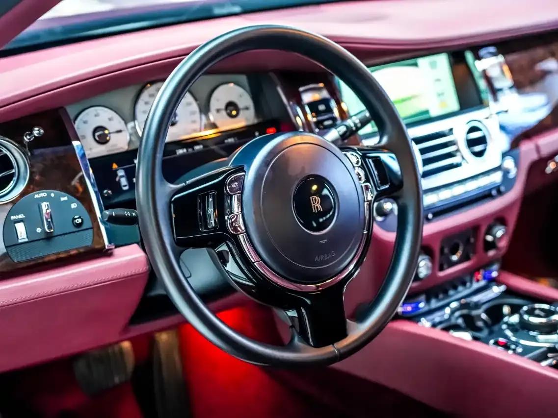 2018 Ghost 6.6T Standard Wheelbase — миниатюра 5