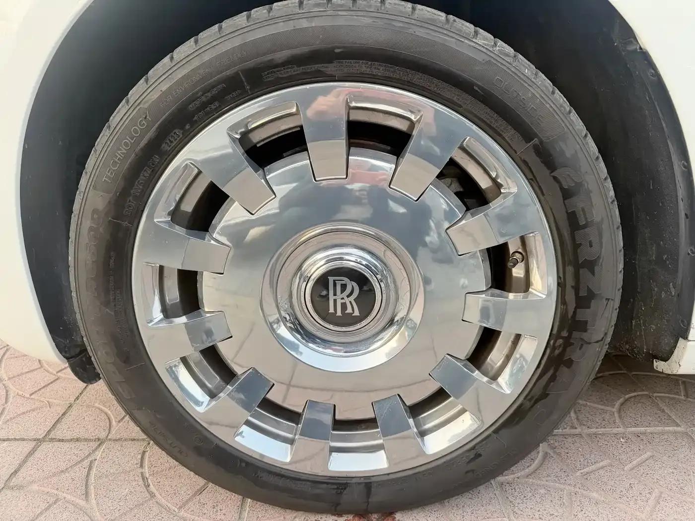 2010 Ghost 6.6T Standard Edition — миниатюра 19