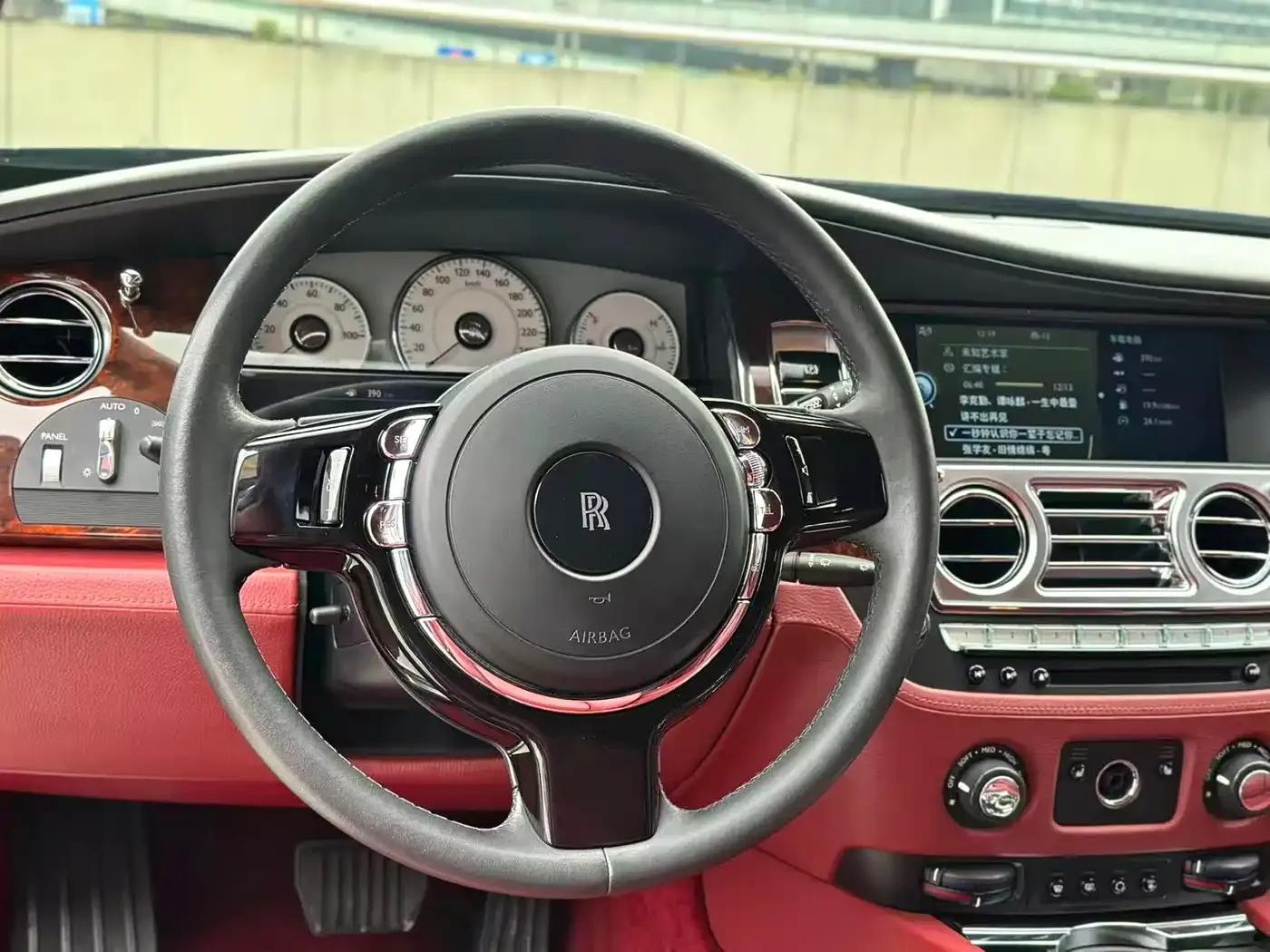 2010 Ghost 6.6T Standard Edition — миниатюра 11